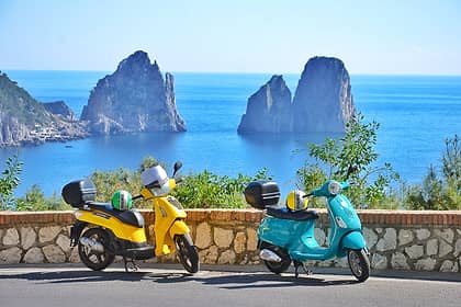 L'isola di Capri in scooter
